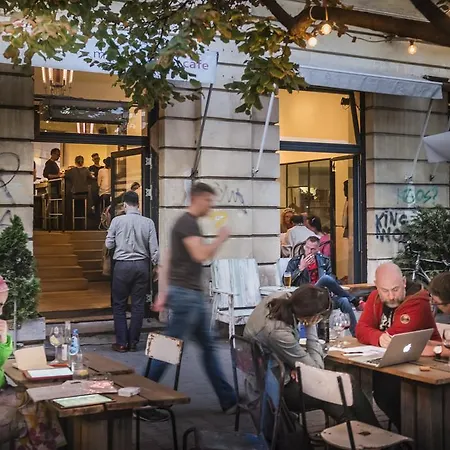 Between Us Accommodatie bij particulieren